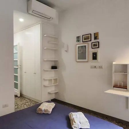 Cozy Near The Colosseum Apartamento Roma
