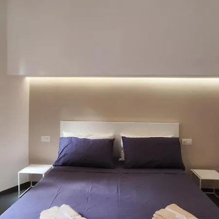 Cozy Near The Colosseum * Roma